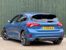 Ford Focus 2.3T EcoBoost ST Euro 6 (s/s) 5dr at 13th