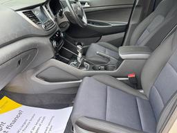 Hyundai TUCSON 1.7 CRDi Blue Drive SE Nav Euro 6 (s/s) 5dr at 26th
