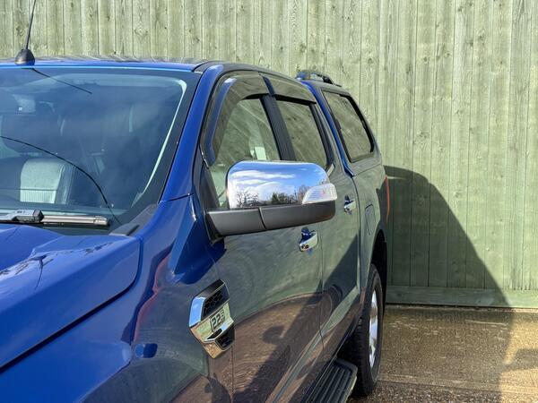 Ford Ranger 2.2 TDCi Limited 1 4WD Euro 5 (s/s) 4dr (Eco Axle)