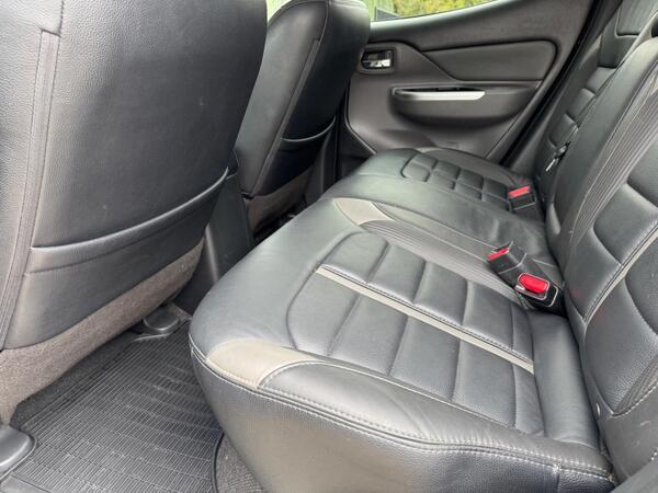 Mitsubishi L200 2.4 DI-D DC Barbarian Auto 4WD Euro 6 4dr