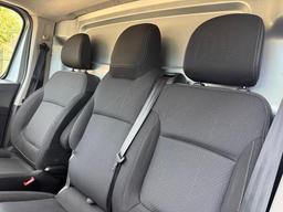 Renault Trafic 2.0 dCi Blue SL30 Extra Sport L1 H1 Euro 6 (s/s) 5dr at 18th