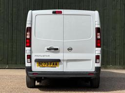 Nissan Primastar 2.0 dCi 30 Tekna L2 H1 Euro 6 (s/s) 5dr at 9th