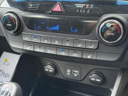 Hyundai TUCSON 1.7 CRDi Blue Drive SE Nav Euro 6 (s/s) 5dr at 48th