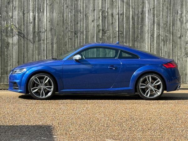 Audi TTS 2.0 TFSI S Tronic quattro Euro 6 (s/s) 3dr