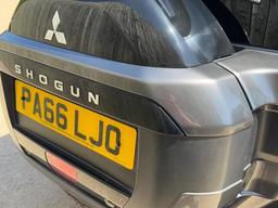 Mitsubishi Shogun 3.2 DI-DC SG5 Auto 4WD Euro 6 5dr LWB at 50th