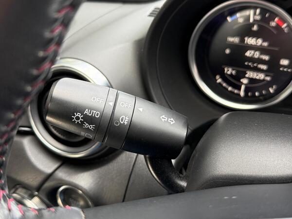 Mazda MX-5 RF 1.5 SKYACTIV-G Sport Nav Euro 6 2dr