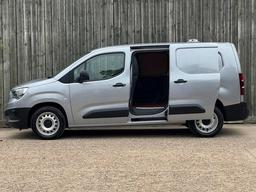Vauxhall Combo 1.5 Turbo D 2300 Edition L2 H1 Euro 6 (s/s) 4dr at 11th