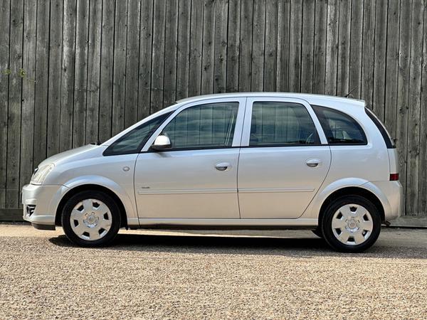 Vauxhall Meriva 1.6i 16v Club 5dr