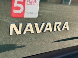 Nissan Navara 2.3 dCi Tekna 4WD Euro 6 (s/s) 4dr at 46th