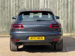 Porsche Macan 3.0 TD V6 S PDK 4WD Euro 6 (s/s) 5dr at 28th