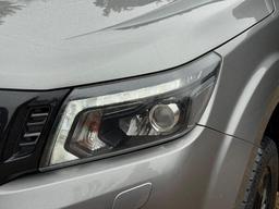Nissan Navara 2.3 dCi N-Guard Auto 4WD Euro 6 4dr at 42th