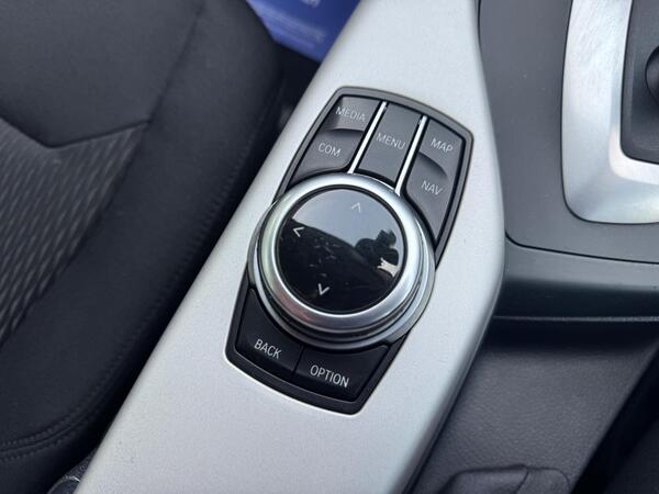 BMW 1 Series 1.5 118i SE Auto Euro 6 (s/s) 3dr