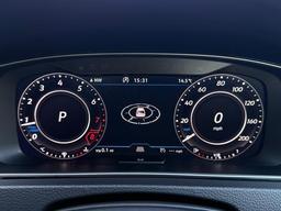 Volkswagen Golf 2.0 TSI R DSG 4Motion Euro 6 (s/s) 5dr at 23th