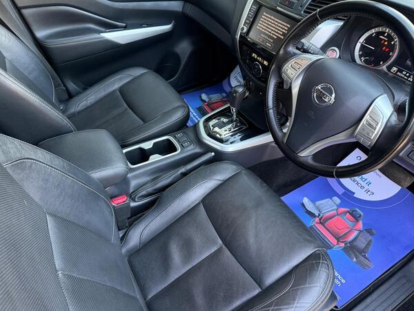Nissan Navara 2.3 dCi Tekna Auto 4WD Euro 6 4dr