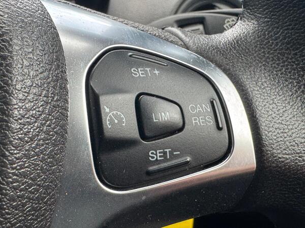 Ford Transit Courier 1.0 EcoBoost Limited L1 Euro 6 5dr