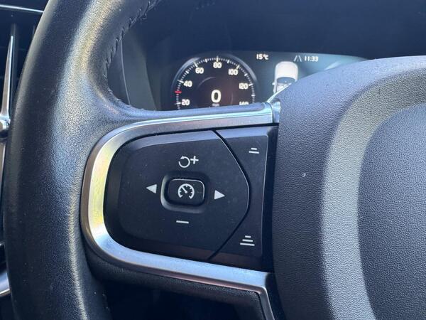 Volvo XC60 2.0 T4 Edition Auto Euro 6 (s/s) 5dr
