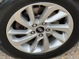 Hyundai TUCSON 1.7 CRDi Blue Drive SE Nav Euro 6 (s/s) 5dr at 39th