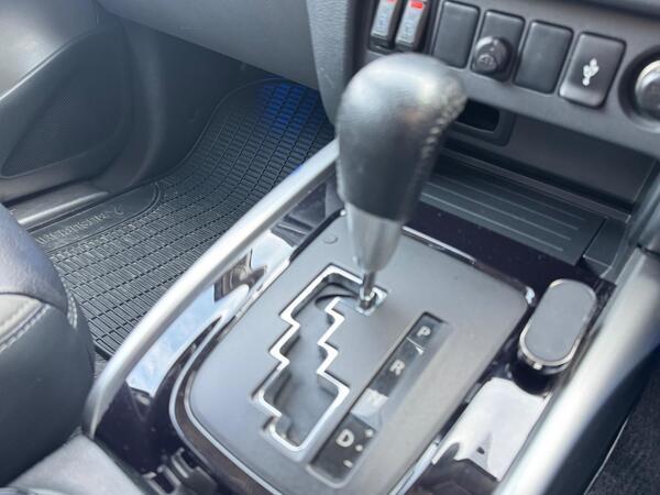 Mitsubishi L200 2.4 DI-D DC Barbarian Auto 4WD Euro 6 4dr