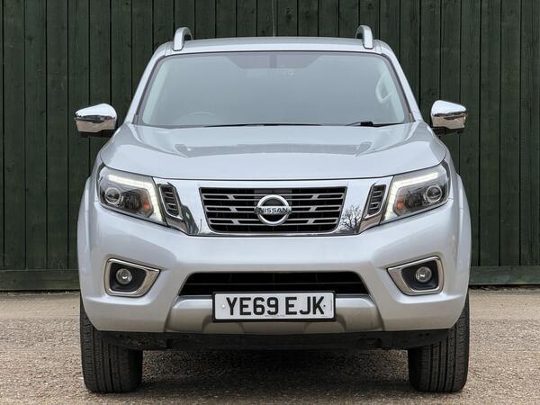 Nissan Navara 2.3 dCi Tekna Auto 4WD Euro 6 4dr