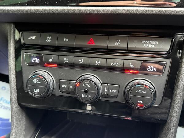 SEAT Leon 2.0 TSI Cupra 290 Lux DSG Euro 6 (s/s) 5dr