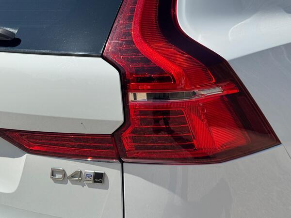 Volvo XC60 2.0 D4 R-Design AWD Euro 6 (s/s) 5dr