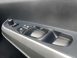 Nissan Navara 2.3 dCi Tekna 4WD Euro 6 (s/s) 4dr at 42th