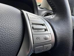 Nissan Navara 2.3 dCi N-Guard Auto 4WD Euro 6 4dr at 25th