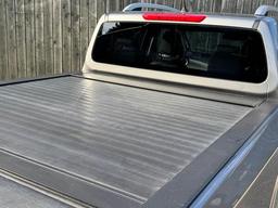 Nissan Navara 2.3 dCi Tekna Auto 4WD Euro 6 4dr at 27th
