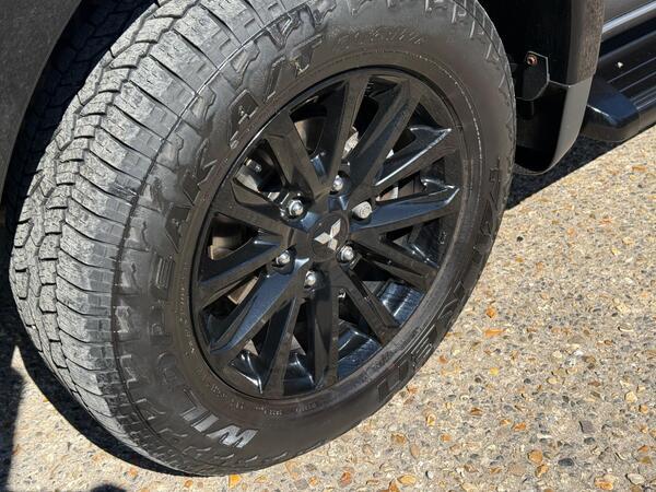 Mitsubishi L200 2.4 DI-D DC Challenger Auto 4WD Euro 6 4dr