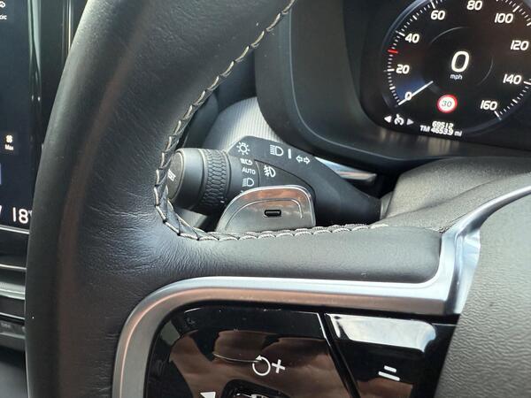 Volvo XC60 2.0 D4 R-Design Auto Euro 6 (s/s) 5dr
