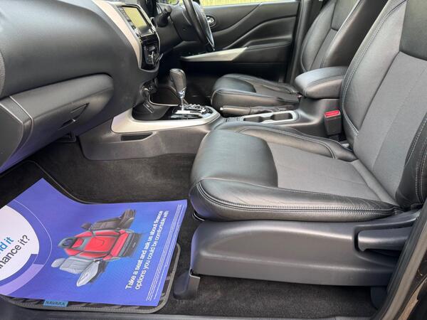 Nissan Navara 2.3 dCi N-Guard Auto 4WD Euro 6 4dr