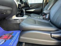 Nissan Navara 2.3 dCi Tekna Auto 4WD Euro 6 4dr at 33th