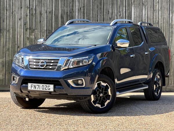 Nissan Navara 2.3 dCi Tekna Auto 4WD Euro 6 4dr