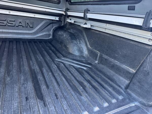 Nissan Navara 2.3 dCi Tekna 4WD Euro 6 (s/s) 4dr