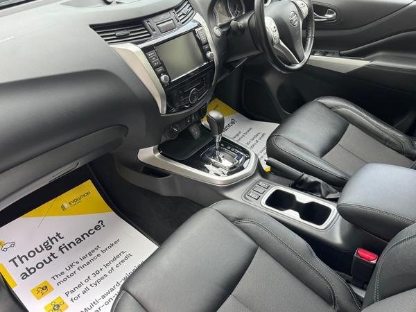 Nissan Navara 2.3 dCi N-Guard Auto 4WD Euro 6 4dr