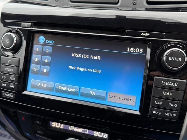 Nissan Navara 2.3 dCi Tekna Auto 4WD Euro 6 4dr