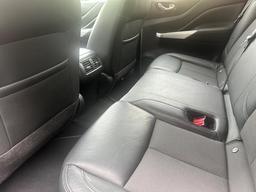 Nissan Navara 2.3 dCi N-Guard 4WD Euro 6 (s/s) 4dr at 39th