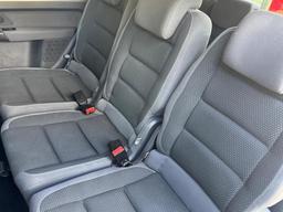 Volkswagen Touran 1.6 TDI SE Euro 5 5dr at 18th
