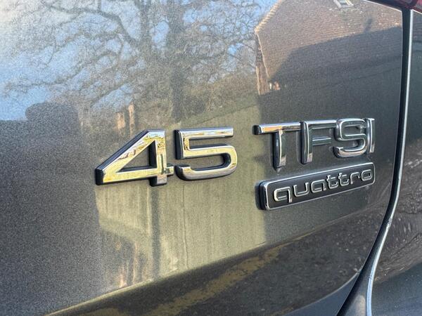 Audi A6 Avant 2.0 TFSI 45 Black Edition S Tronic quattro Euro 6 (s/s) 5dr