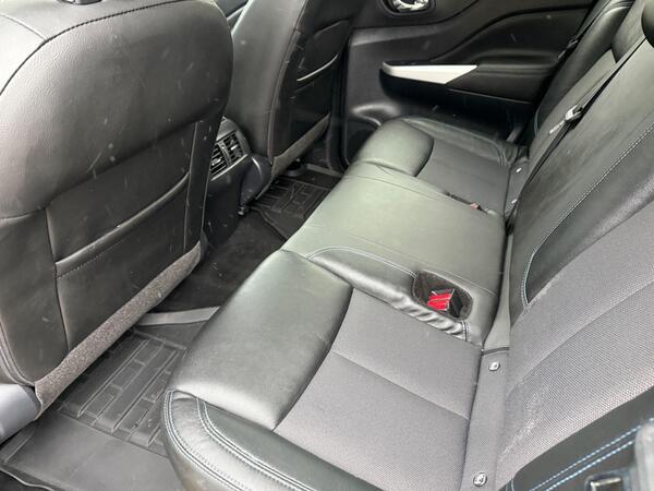 Nissan Navara 2.3 dCi N-Guard Auto 4WD Euro 6 4dr