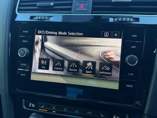 Volkswagen Golf 2.0 TSI GTI Performance Euro 6 (s/s) 5dr