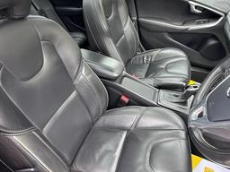 Volvo V40 2.0 D3 R-Design Edition Auto Euro 6 (s/s) 5dr at 2th