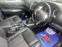 Nissan Navara 2.3 dCi N-Guard 4WD Euro 6 (s/s) 4dr at 5th