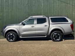 Nissan Navara 2.3 dCi Tekna 4WD Euro 6 (s/s) 4dr at 11th