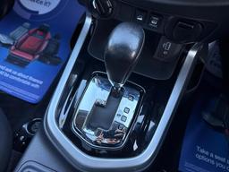 Nissan Navara 2.3 dCi N-Guard Auto 4WD Euro 6 4dr at 44th