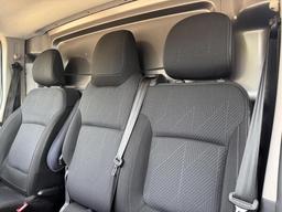 Renault Trafic 1.6 dCi ENERGY 29 Sport Nav LWB Standard Roof Euro 6 (s/s) 5dr at 11th