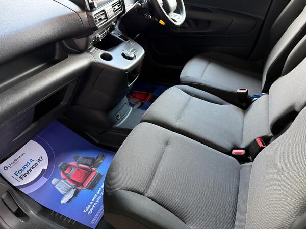 Citroen Berlingo 1.5 BlueHDi 950 Driver XL Pro EAT8 LWB Euro 6 (s/s) 6dr