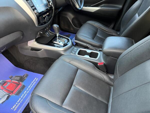 Nissan Navara 2.3 dCi Tekna Auto 4WD Euro 6 4dr