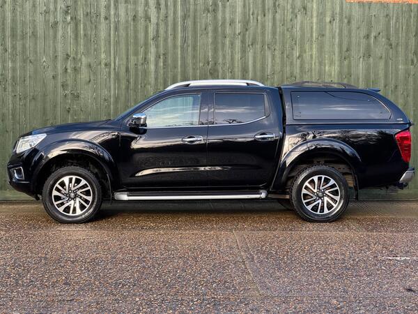 Nissan Navara 2.3 dCi Tekna Auto 4WD Euro 6 4dr
