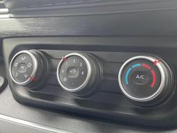 Renault Trafic 2.0 dCi Blue LL30 Sport L2 H1 Euro 6 (s/s) 5dr at 23th